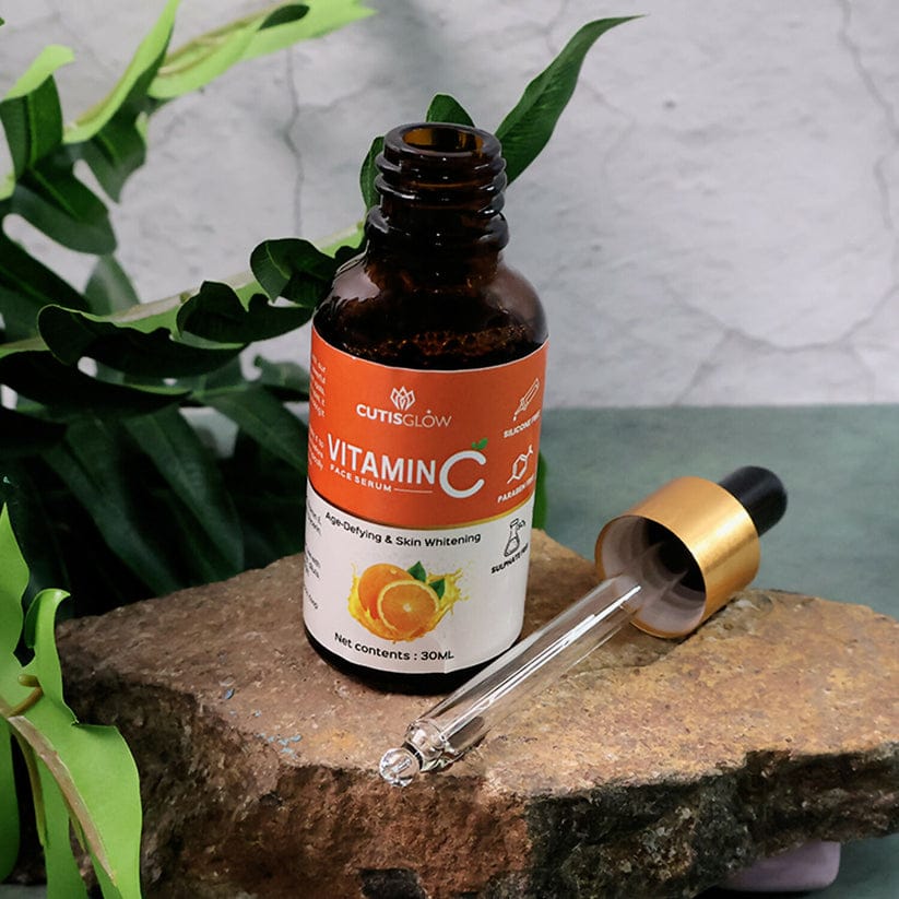 Vitamin C Face Serum .